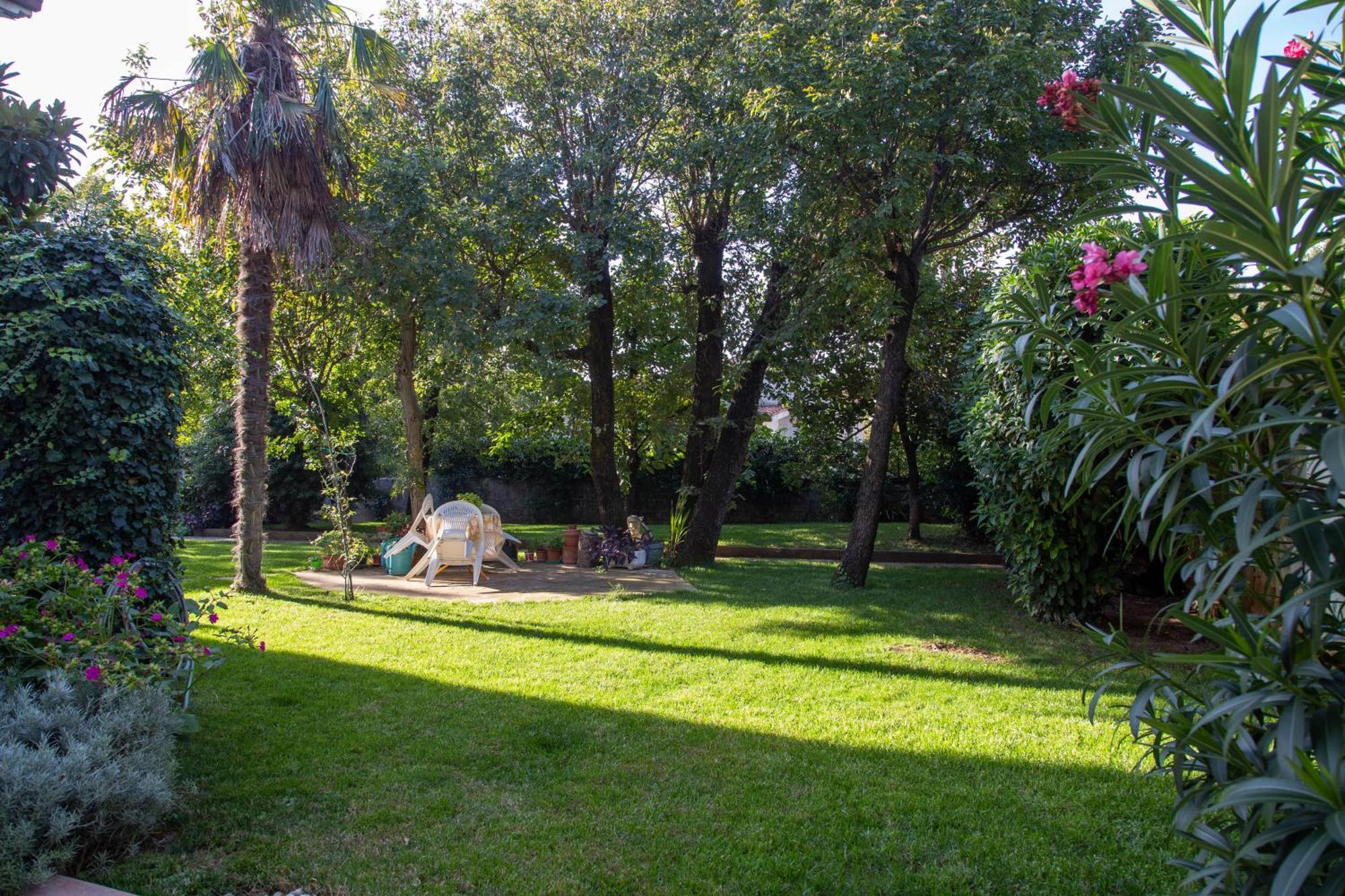 Appartamento Con Giardino Le Querce 시스티아나 외부 사진
